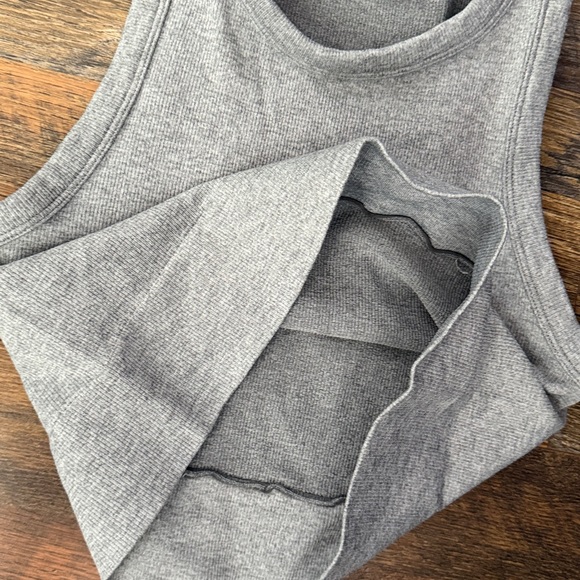90 Degree By Reflex Heather Gray Crop Top - Picture 6 of 6